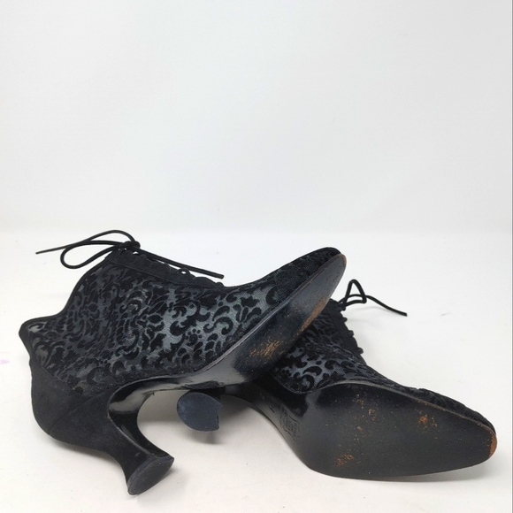 Yves Saint Laurent Vintage Lace Up Booties Size 7 - Picture 6 of 10